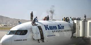 Um avião ou aeroplano é qualquer aeronave que necessita de asas fixas e motores para se sustentar no ar. 6s5exuknqc5nem