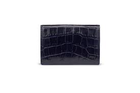 Insert all your cards and id's into your wallet and close. 23 Best Wallets For Men In 2021 To Reorganize Your Life Gq