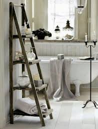 The wooden towel ladders feature only horizontal tubing for heating. Wooden Towel Ladder In Both Rustic As Well As In Modern Bathroom Interior Design Ideas Avso Org
