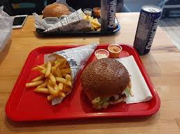 Notre Menu Picture Of La Maison Du Burger Metz Tripadvisor