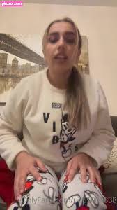 La Mami Lechera video 76