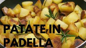 Le patate in padella sono un contorno facile e adatto ad ogni situazione. Patate Croccanti In Padella Youtube