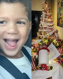 Así quedó Genaro cuando vio la decoración de Navidad en el hogar de su  madre Francisca, Ver más abajo