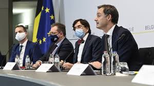 Om enige coherentie te bewaren in het beleid, is het dan nodig om een orgaan te creëren waarin de verschillende regeringen. Geen Koerswijziging Na Overlegcomite De Tijd