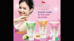 Nampaknya brand ini lebih fokus memproduksi base makeup, mulai dari foundation, concealer, dan compact powder. Rangkaian Produk Viva Kosmetik Moi Amor