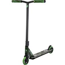 How old is ryan from scoot on mega ramp? Story High Roller Stunt Scooter The Whole Europe S Skate And Surfshop