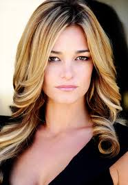 Kirsty Lee ALLAN : Biography and movies