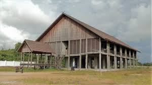 Lamin merupakan, rumah adat yang berasa dari suku daya timur, kutai, dan banjar. 5 Rumah Adat Kalimantan Timur Kaltim Yang Harus Diketahui