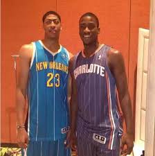 Kentucky Basketball Anthony Davis And Michael Kidd Gilchrist Nba Kentucky Basketball Big Blue Nation Go Big Blue