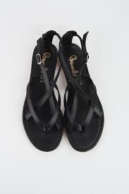 Bambi Siyah Sandalet S0235300009 49 Indirimle 39 99 Tl Trendyol Da Siyah Sandalet Sandalet Cizmeler