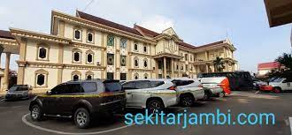 Manajemen kami terdiri dari para tenaga ahli yang. Pelaku Investasi Sapi Perah Bodong Di Jambi Bertambah Para Pelaku Miliki Aset Mewah Miliaran Rupiah Sekitarjambi Com
