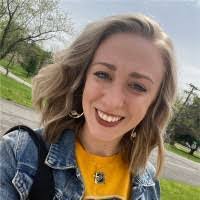 Nicole Eisenhauer's Instagram, Twitter & Facebook