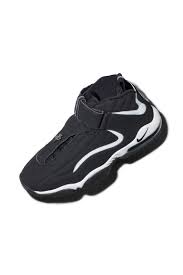 Anfernee deon penny hardaway is an american college basketball coach and former player who is the men's basketball head coach for the memp. Penny Hardaway Shoes 1998 Promotions