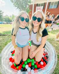 The sisterhood that never sleeps 🗽🤞🏻❤️ Welcome home PC '24 !!! We are so  happy you found your home in Delta Zeta and can't wait to make many  memories with you!! 🌟 #