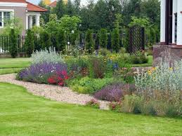 From cheap edging to patio bliss, there's an inexpensive option for everyone. Natural Backyard Landscaping Ideas Save Money Creating Wildlife Friendly Garden Designs