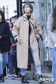 Pin By Anindita Nurrisma On Kpop Girlband S Outfit Korean Fashion Trends Korean Fashion Fall Korean Outfits