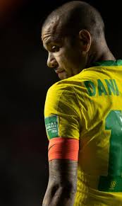 Qual a fortuna de Daniel Alves? Confira bens e patrimônio do jogador