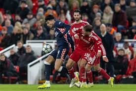 PSV Imparable: Goleada al Volendam Tras Triunfo en Liverpool