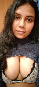 Bangalore college girl adorable boobs and curvy ass selfies