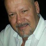 Norman Schilling's Instagram, Twitter & Facebook