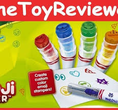 Crayola Emoji Marker Maker Stamper Art Kit Stamp Playset Diy