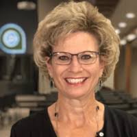 Lori Thomason's Instagram, Twitter & Facebook