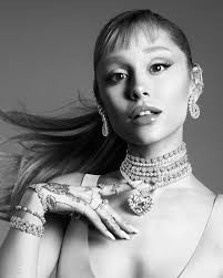 For timeless love, gift the Ariana Grande x Swarovski Capsule collection  this Valentine's Day. #ArianaGrandexSwarovski #ValentinesDay #GiftJoy  #Swarovski Discover more: http://swarov.ski/6186fl7pm