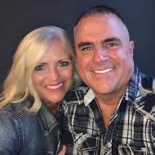 Hello! What sheets has everyone used for the table bed?