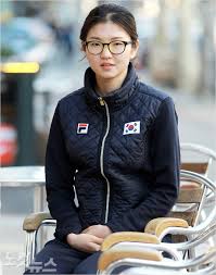 6 years ago6 years ago. ì‹¬ì„í¬ ì¡°ì˜ë‚¨ ì•ˆê²½ê³¼ ì „ìœ¨ ìŠ¤í¼íŠ¸ ë‹¤ í¬ê¸° ëª»í•˜ì£  ë…¸ì»·ë‰´ìŠ¤