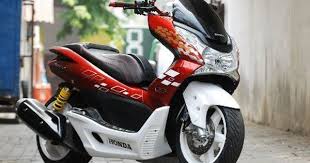 Bengkel Modifikasi Motor Honda Pcx 4 Honda Motor Scooters Scooter Custom