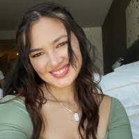 Alyssa Epley's Instagram, Twitter & Facebook