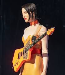 Annie clark made her recorded debut as st. St Vincent Piosenkarka Wikipedia Wolna Encyklopedia