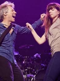 A rock star career, millions of dollars, a mega mansion, a loving wife of 30 years and four kids. Jon Bon Jovi S Daughter Surprises Concert Audience With Onstage Dance Woai