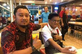 Sedangkan yang kubawa tertinggal di stasiun kereta waktu aku datang. 10 Kemudahan Oku Yang Anda Mungkin Terlepas Pandang Skop Rojak Daily