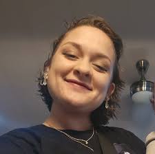 What are some recommendations for a good birth and postpartum doula in the  Lakeland area that accepts Sunshine Health Medicaid?