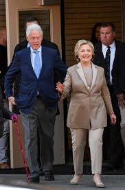 They all say that clinton is 5 feet 7 inches tall. How The Clintons Make A Trip To The Polls A Family Affair Vogue
