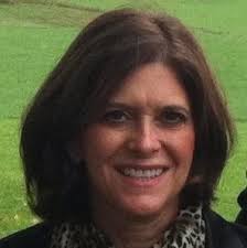 executivecoaching #leadershipdevelopment #transformationalcoach  #careergrowth #resilience #mindsetmatters #womeninbusiness #purposedriven  #extraordinaryworkpodcast #reinvention