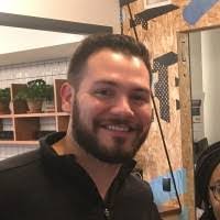 Robert Theut's Instagram, Twitter & Facebook