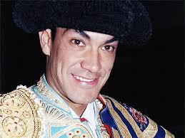 San Román cumple 20 años como matador (fotos)