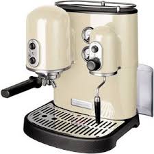 Bien plus qu'un blanc standard, il permet aux murs de revêtir leur propre personnalité et d'appartenir au décor plutôt que de paraître incomplets ou en attente de coloration. Image From Http Www Coffeeitalia Ie Media Catalog Product Cache 1 Image 1200x1200 9df78eab33525d08d6e5fb8d27136e95 6 Kitchen Aid Kitchenaid Artisan Espresso