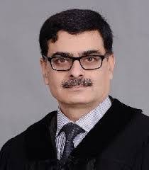 Saja Abbas's Instagram, Twitter & Facebook