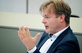Current contact information and listing of economic research of this author provided by repec/ideas. And Then There Were Four Campaigning Mp Pieter Omtzigt To Contest Cda Leadership Job Dutchnews Nl