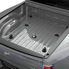 This tough finish easily outlasts exposure to rain, snow, dirt. 82213665ac Fifth Wheel Trailer Hitch Mount Kit 2015 2018 Ram 3500 Mopar Parts Canada