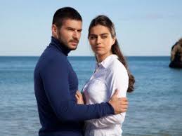 Yapımcılığını gold film'in üstlendiği dizinin yönetmenliğini ise aysun akyüz üstleniyor. Tolgahan Sayisman Dizisini Kurtarmak Icin Merve Bolugur U Istedi Magazin