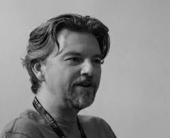 Others Around Saves Brain Energy the Best