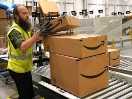 Sichere dir outdoor schuhe und outdoor bekleidung von on beim outdoor experten! What Amazon S Black Friday Shift Is Like For Workers Vox