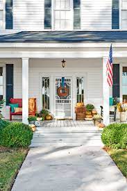 I do not draw out the picture on canvas unless it is. 34 Fall Porch Decor Ideas Best Autumn Front Porch Decorations
