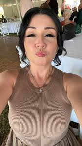 Sensitive skin kibble for 1-year-old pup with itchy skin