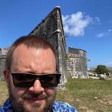 Mark Keedy's Instagram, Twitter & Facebook