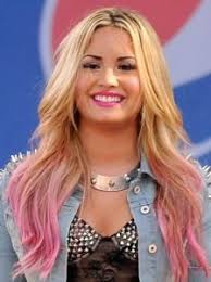 Demi Lovato Pink Dip Dye Hit Or Miss Demi Lovato Hair Demi Lovato Hair Color Dip Dye Hair